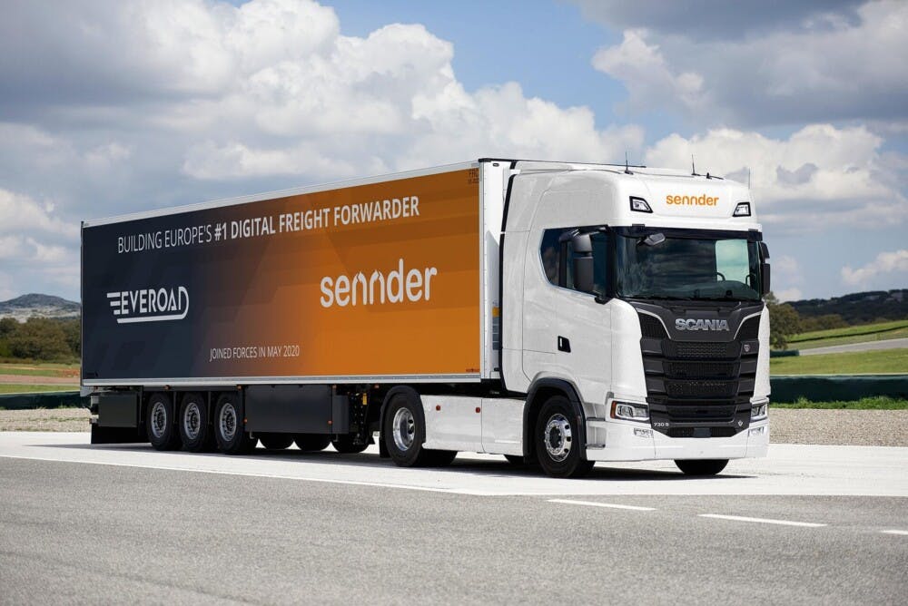 Sennder joins forces with its French counterpart Everoad